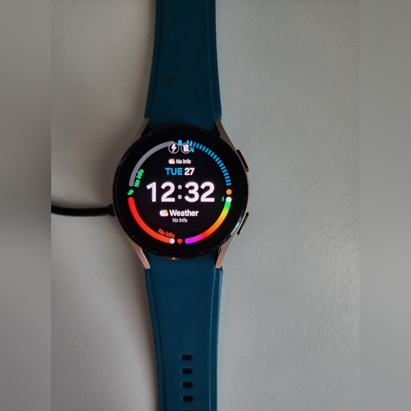 Samsung Galaxy Watch 4 40mm Teal Strap 2 Chargers - Picture 1 of 5